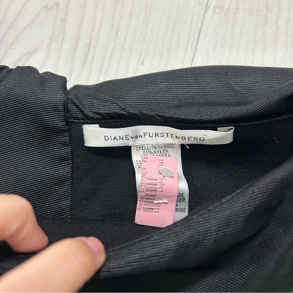 Diane Von Furstenberg Little Black Dress Off the Shoulder Mini Size 4 - Picture 3 of 6